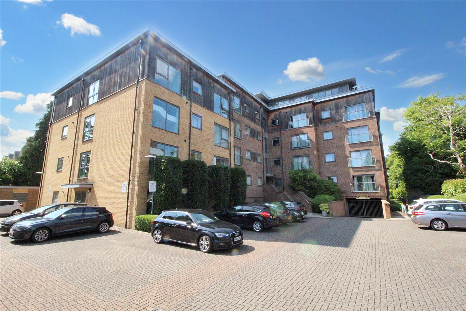 36 Southcote Lane, Reading